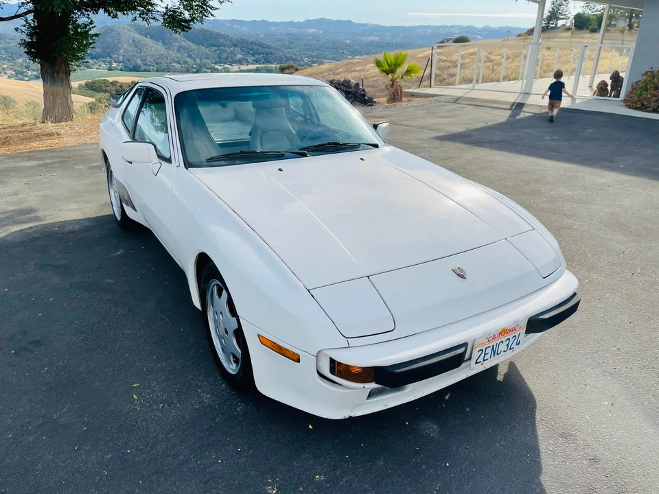 1987 Porsche 944 - Image 2 of 31