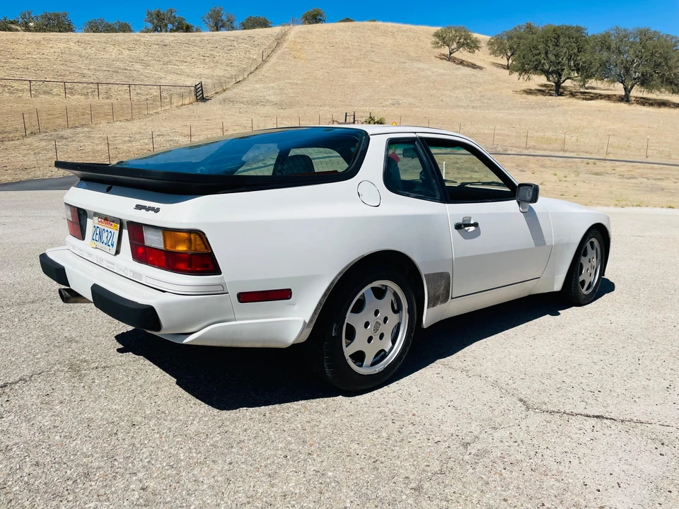1987 Porsche 944 - Image 13 of 31