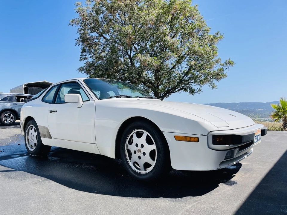 1987 Porsche 944 - Image 9 of 31