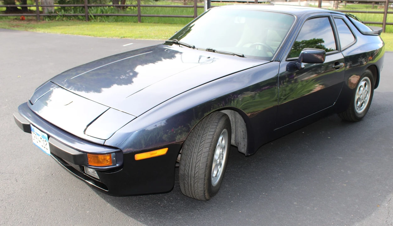 1987 Porsche 944 - Image 6 of 31
