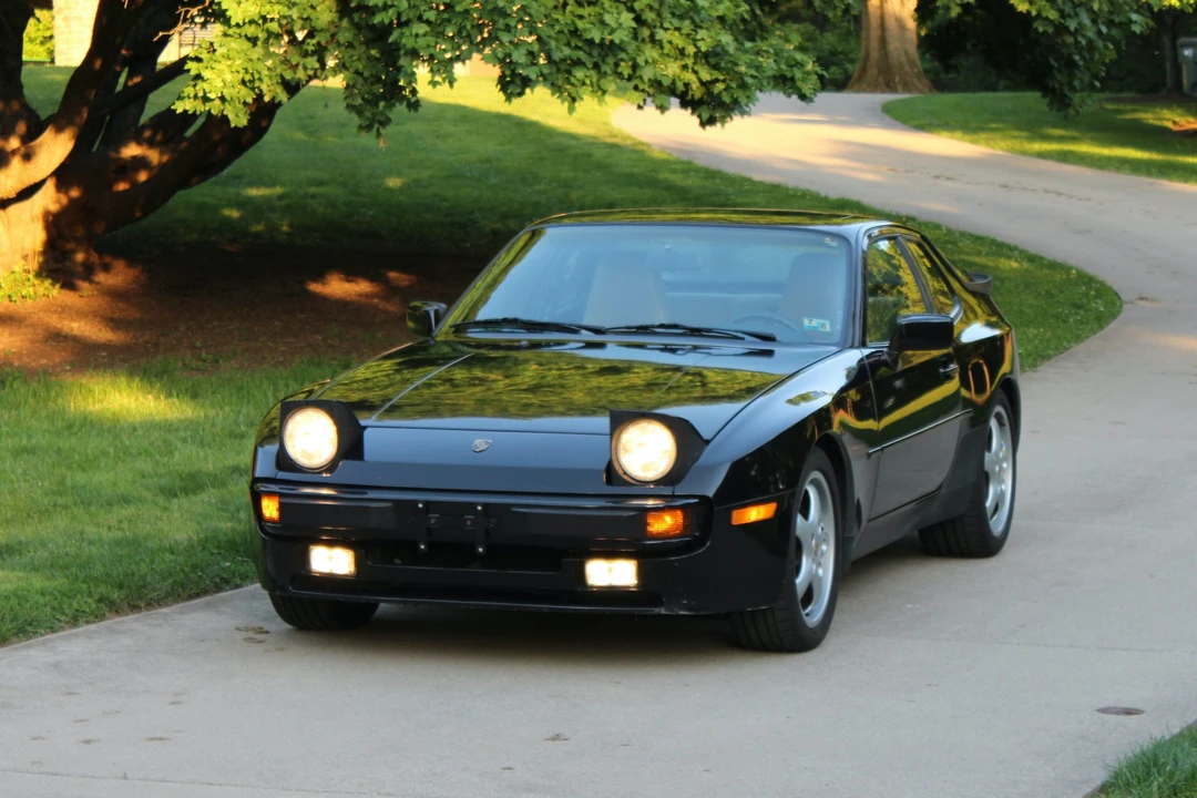1987 Porsche 944 - Image 24 of 31