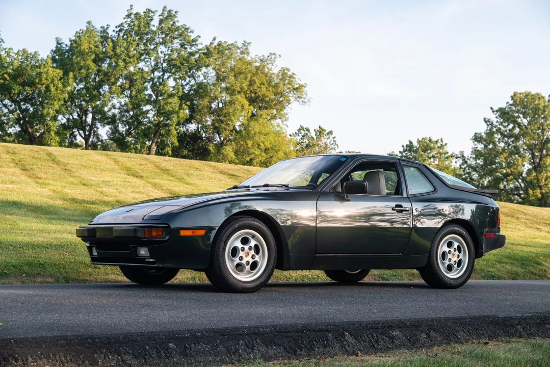 1987 Porsche 944 - Image 3 of 31