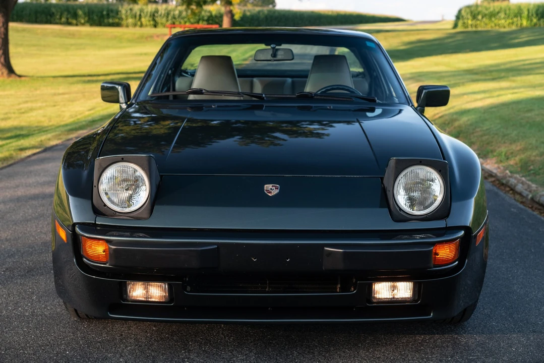 1987 Porsche 944 - Image 12 of 31