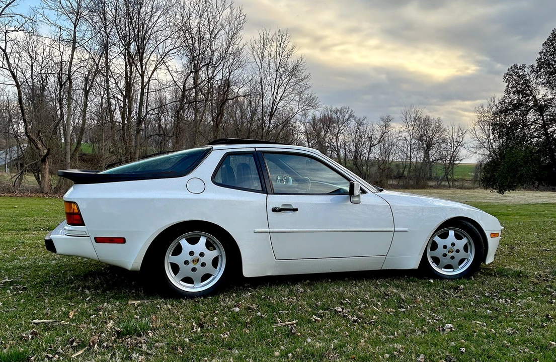 1987 Porsche 944 - Image 10 of 31