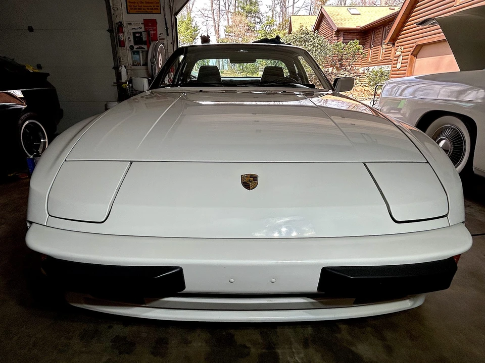 1987 Porsche 944 - Image 23 of 31