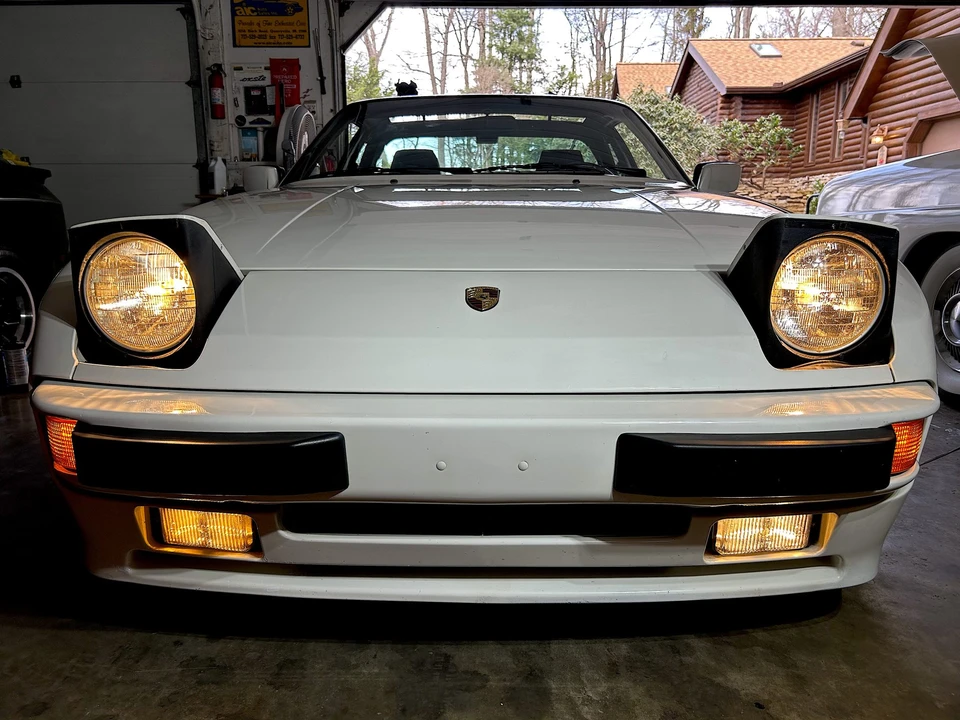 1987 Porsche 944 - Image 20 of 31