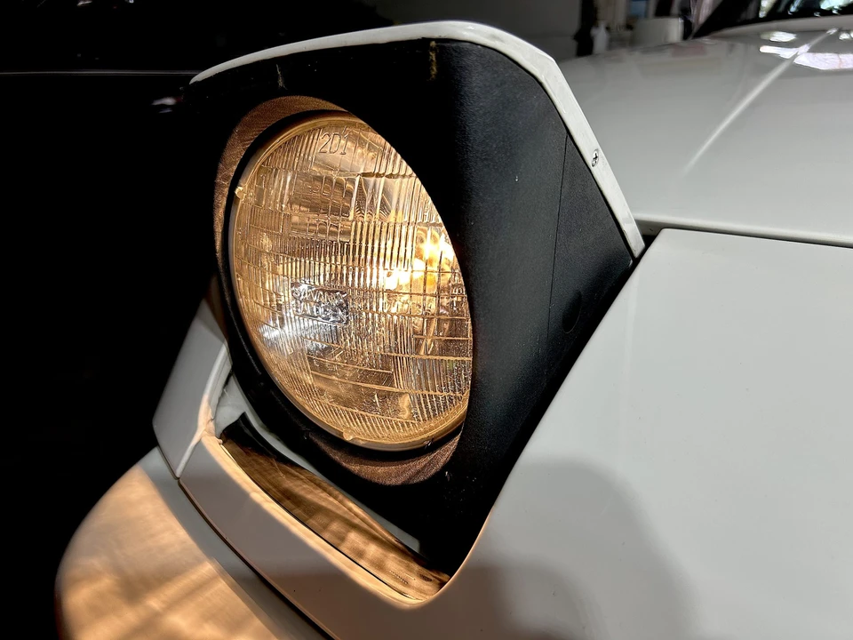 1987 Porsche 944 - Image 21 of 31