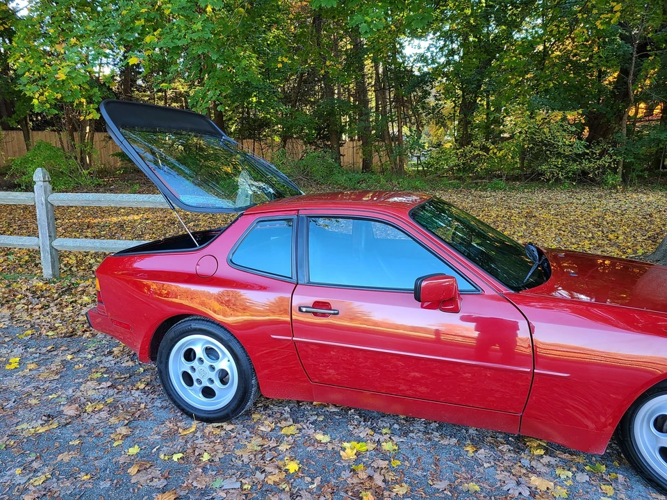 1987 Porsche 944 - Image 25 of 31