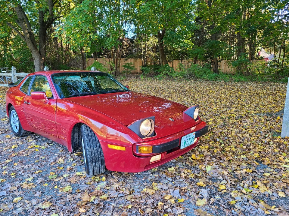 1987 Porsche 944 - Image 10 of 31