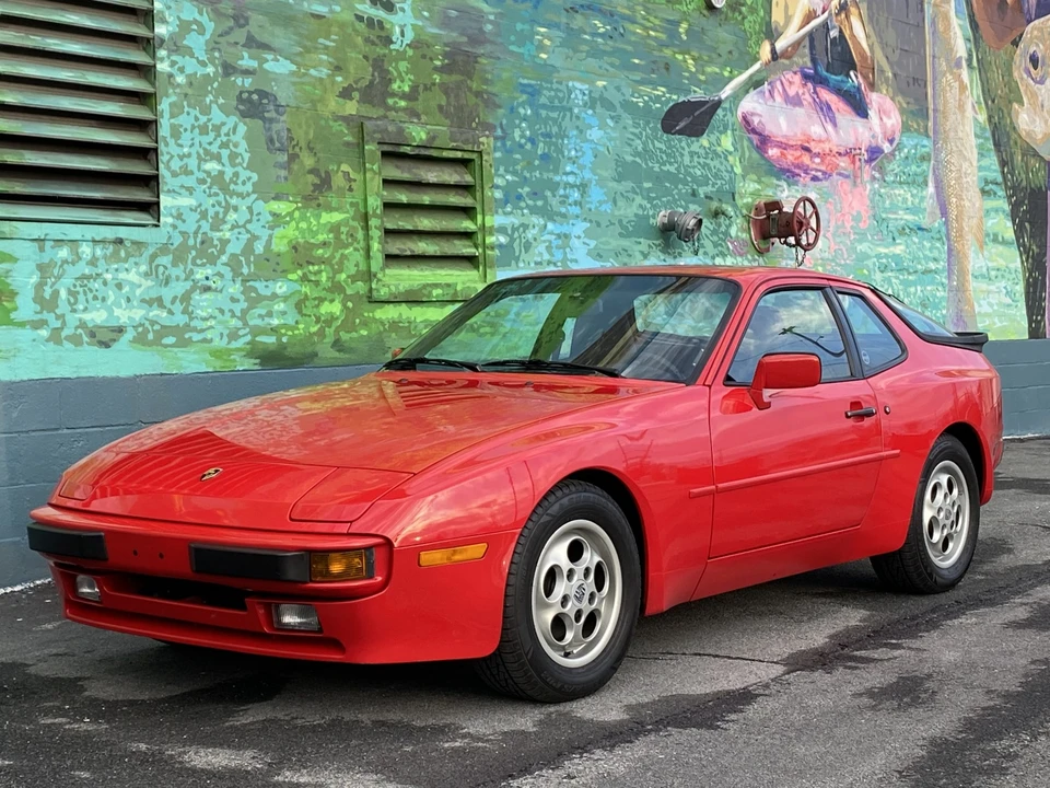 1987 Porsche 944 - Image 4 of 31
