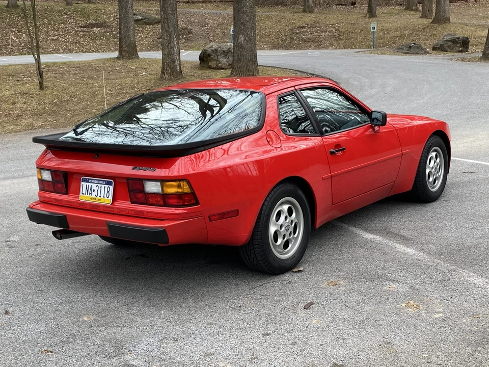 1987 Porsche 944 - Image 29 of 31