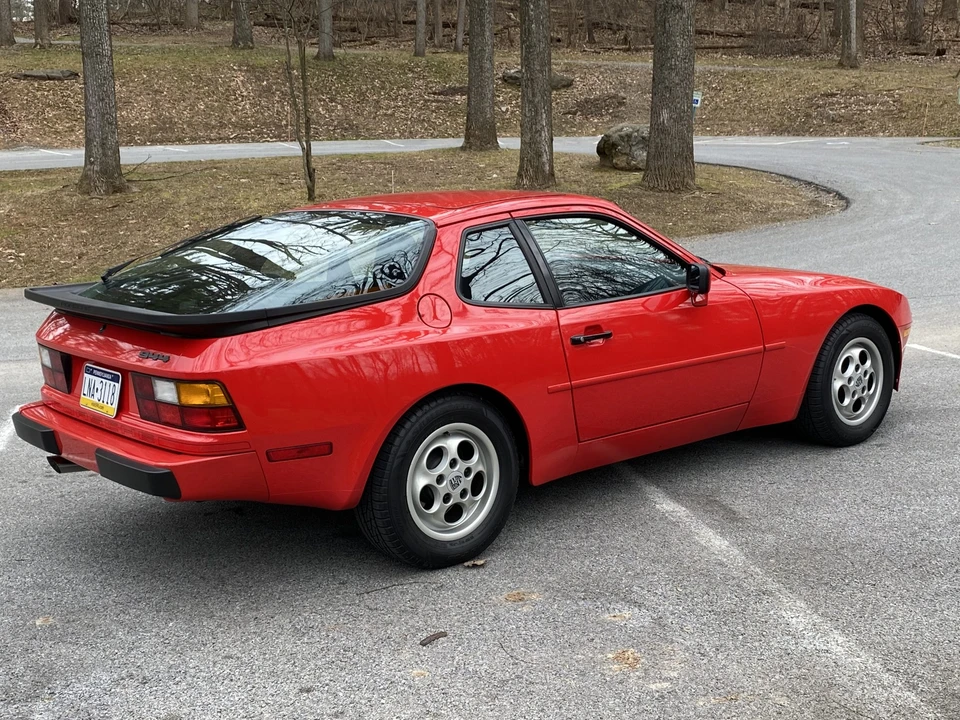 1987 Porsche 944 - Image 28 of 31