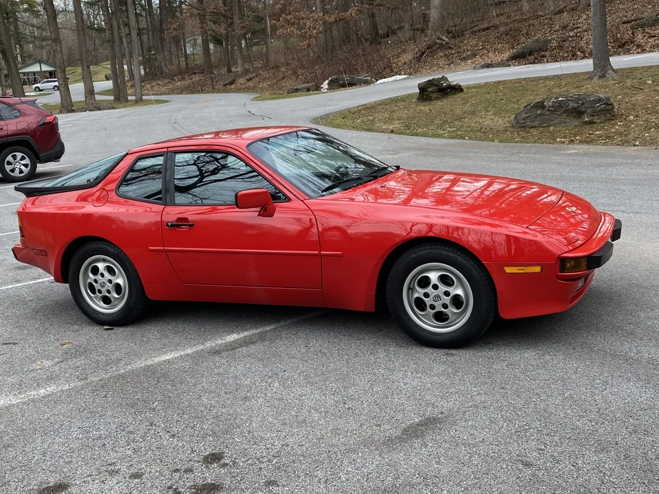 1987 Porsche 944 - Image 24 of 31