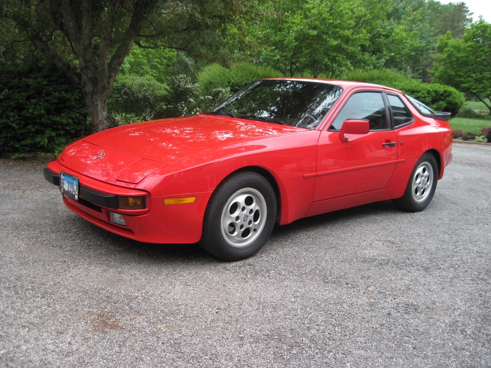 1987 Porsche 944 - Image 2 of 31