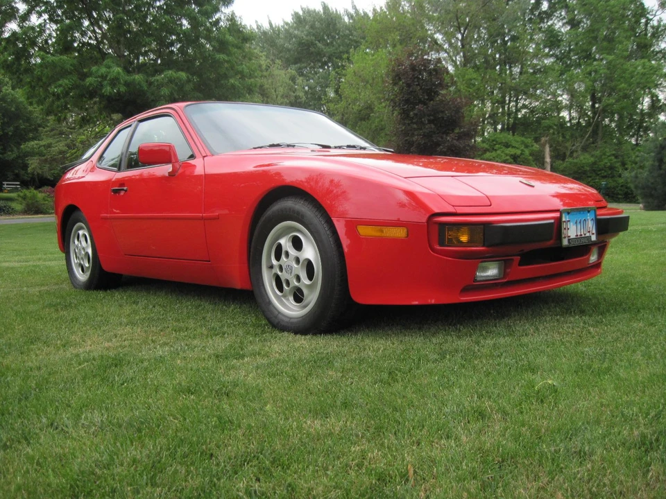 1987 Porsche 944 - Image 7 of 31