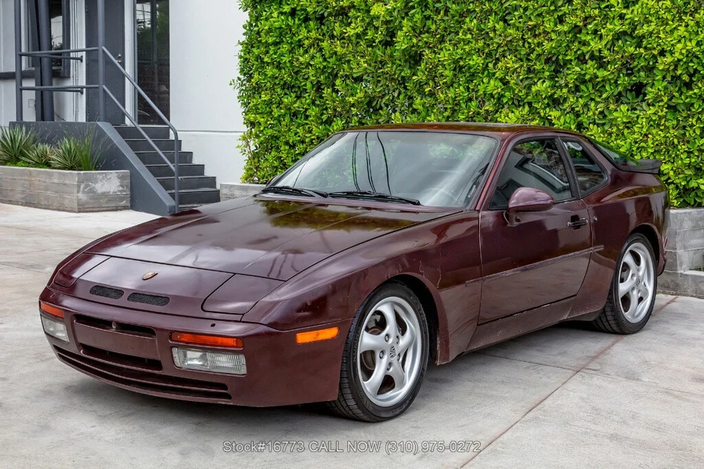 1987 Porsche 944 - Image 8 of 12