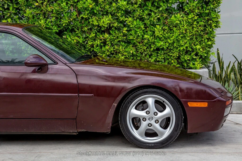 1987 Porsche 944 - Image 10 of 12