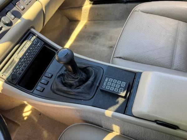 1987 Porsche 944 - Image 15 of 21