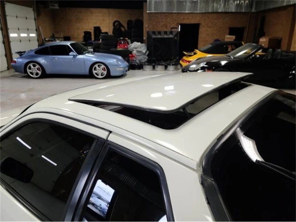 1987 Porsche 944 - Image 17 of 30