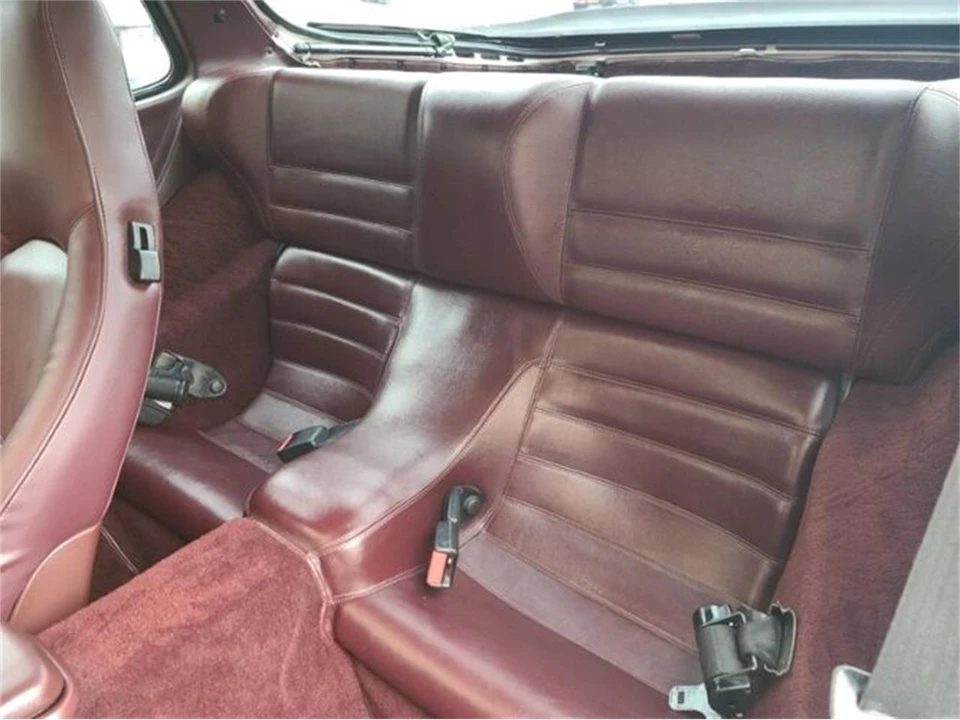 1987 Porsche 944 - Image 26 of 30