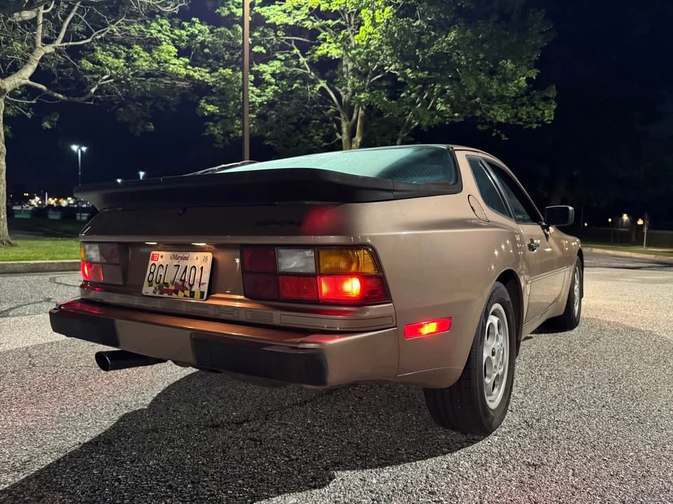 1987 Porsche 944 - Image 8 of 9