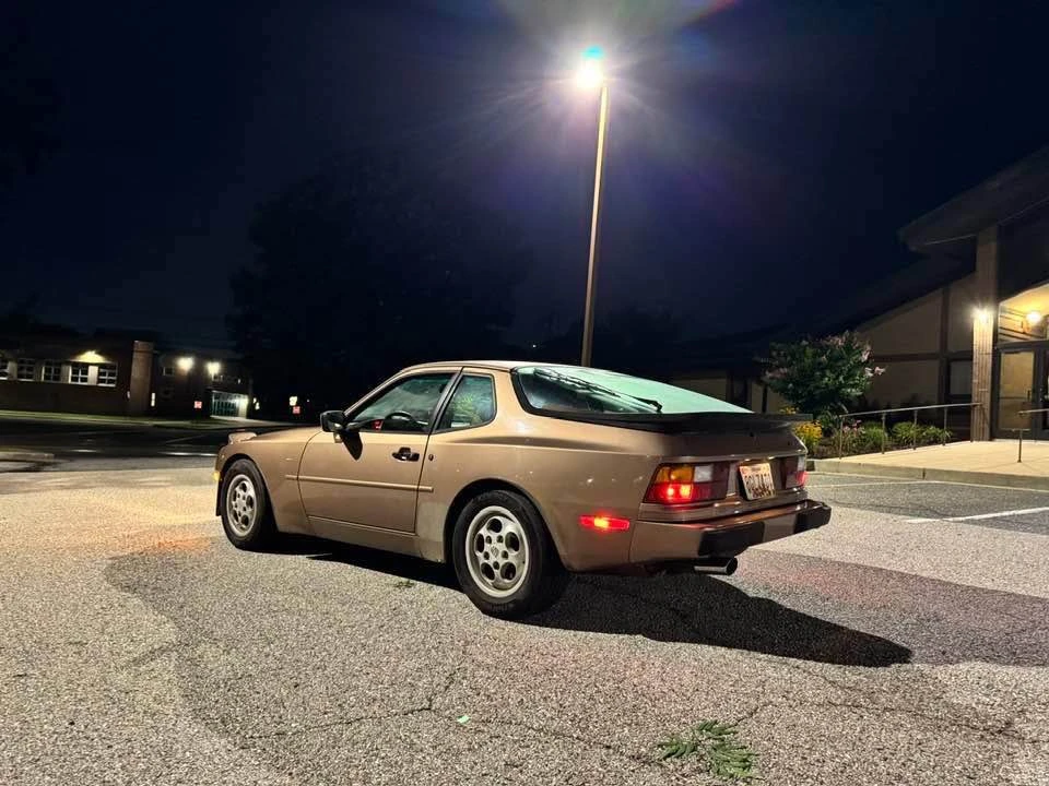 1987 Porsche 944 - Image 4 of 9