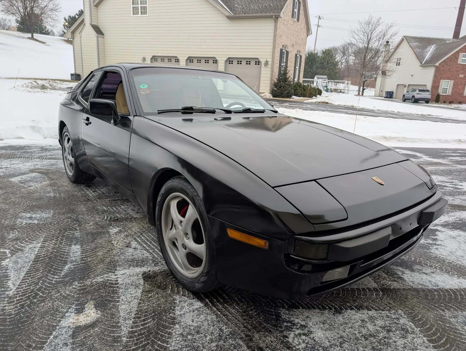1987 Porsche 944 - Image 3 of 20