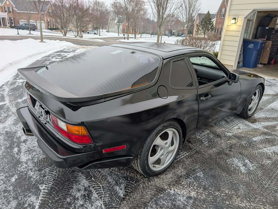 1987 Porsche 944 - Image 5 of 20