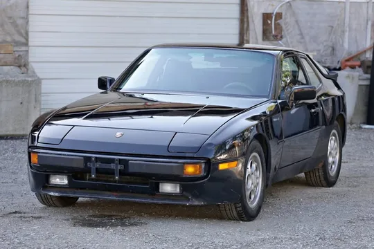 1987 Porsche 944 Base