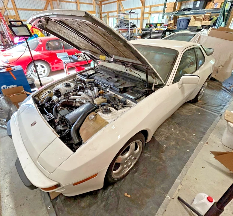 1987 Porsche 944 - Image 3 of 24