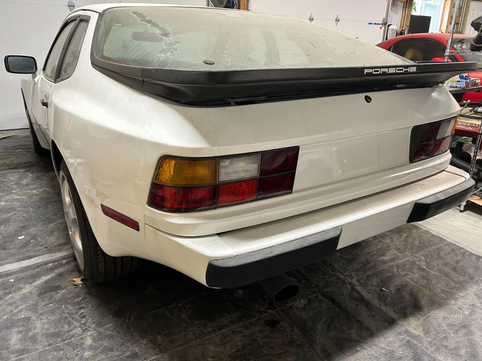 1987 Porsche 944 - Image 6 of 24