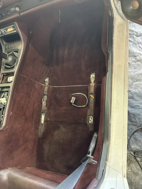 1987 Porsche 944 - Image 13 of 24