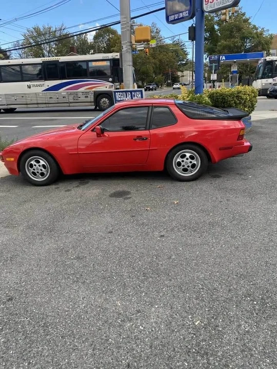 1987 Porsche 944 - Image 8 of 9