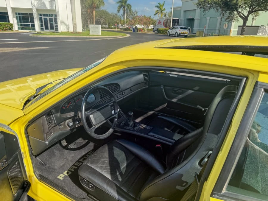 1987 Porsche 944 - Image 11 of 15