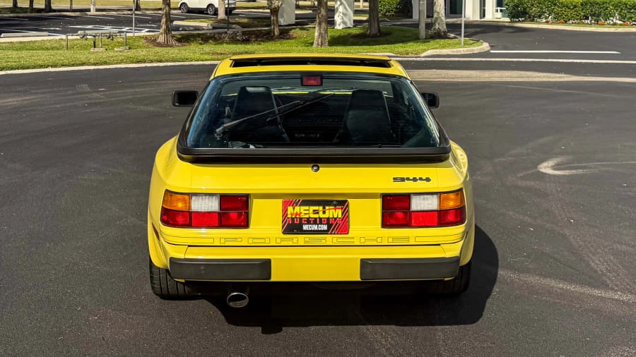 1987 Porsche 944 - Image 5 of 15