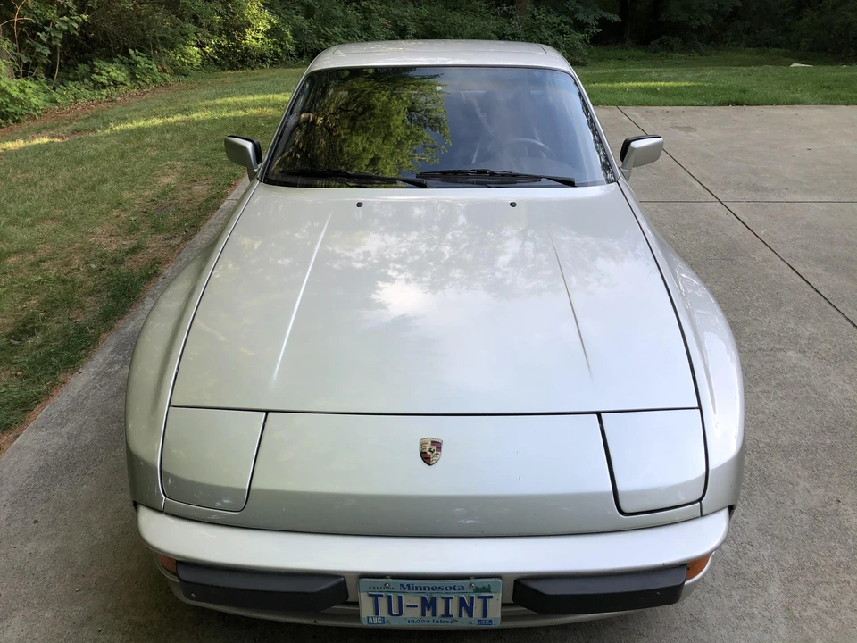 1987 Porsche 944 - Image 9 of 31