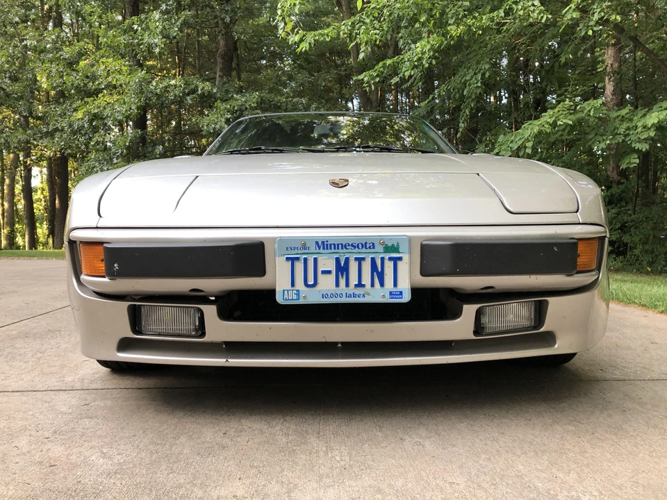 1987 Porsche 944 - Image 10 of 31