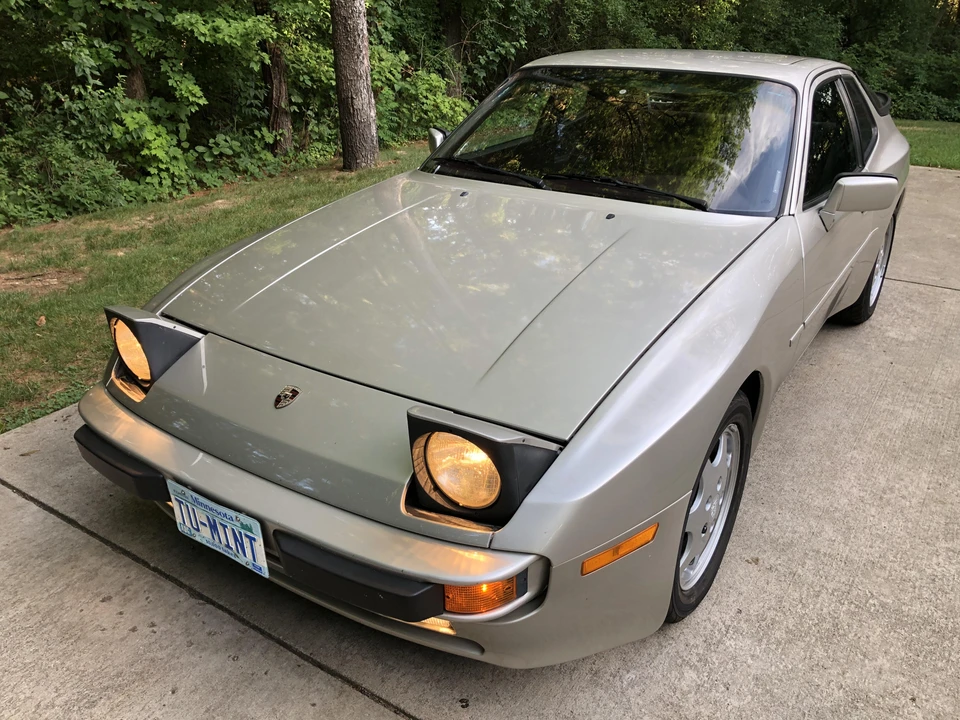 1987 Porsche 944 - Image 12 of 31