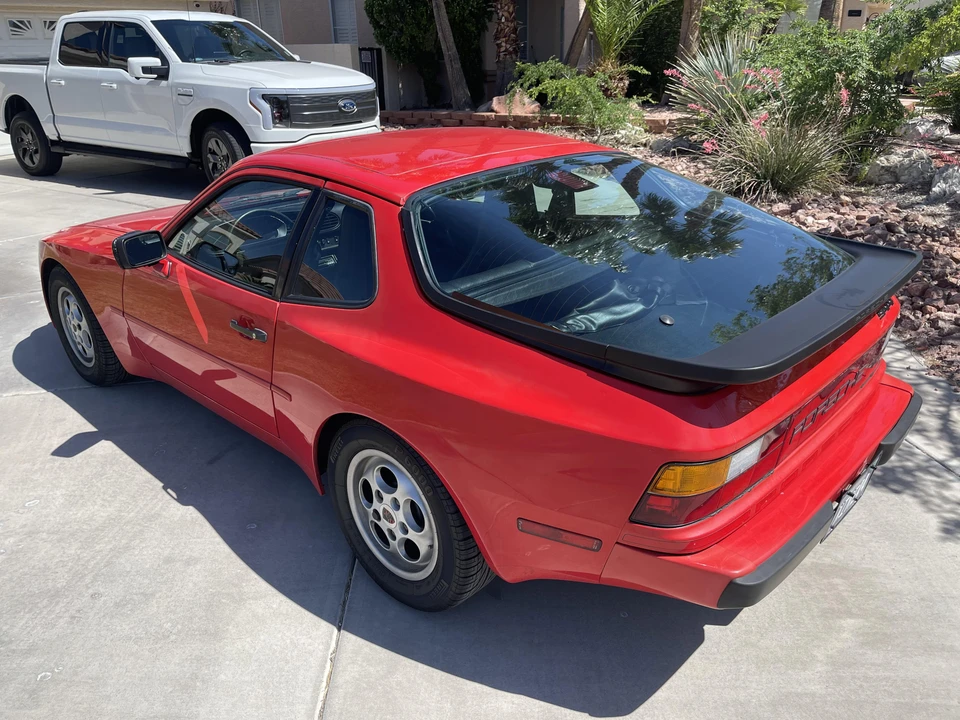 1987 Porsche 944 - Image 14 of 31