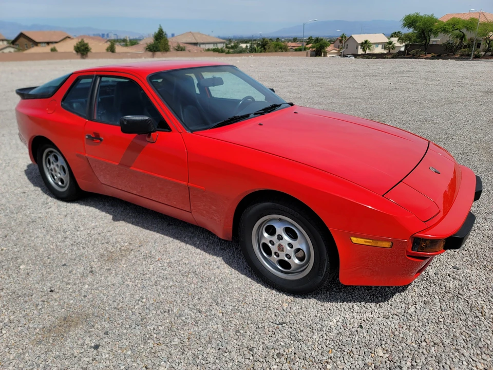 1987 Porsche 944 - Image 22 of 31