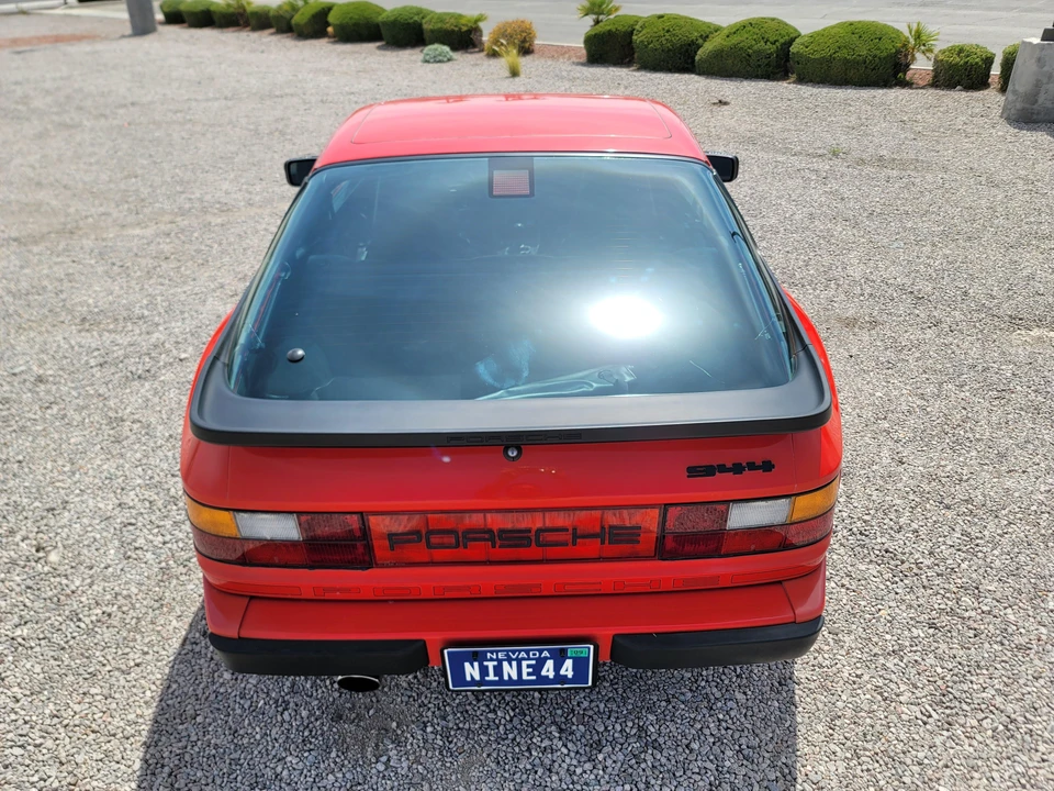 1987 Porsche 944 - Image 17 of 31