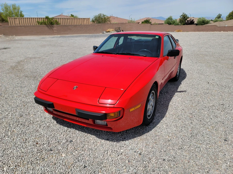 1987 Porsche 944 - Image 10 of 31