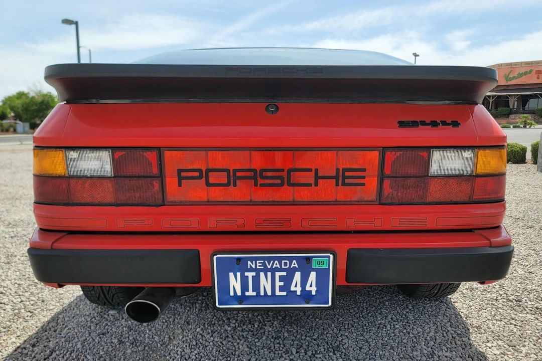 1987 Porsche 944 - Image 5 of 31
