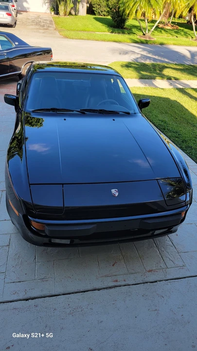 1987 Porsche 944 - Image 9 of 12