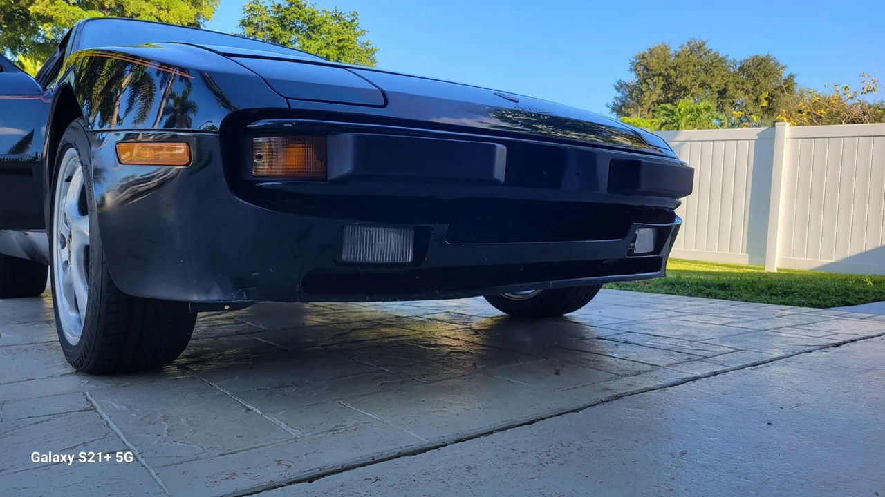 1987 Porsche 944 - Image 6 of 12