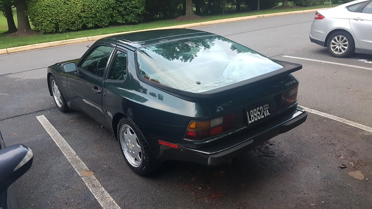 1987 Porsche 944 - Image 4 of 7