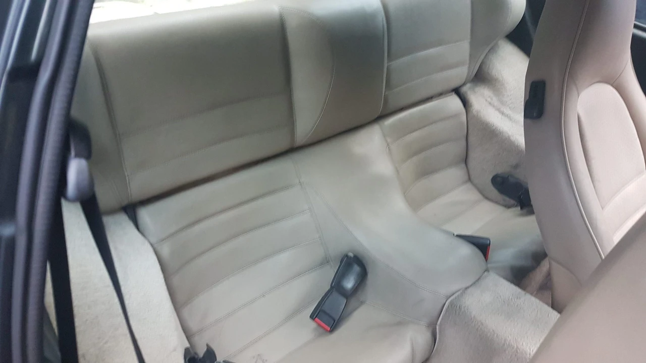 1987 Porsche 944 - Image 6 of 7