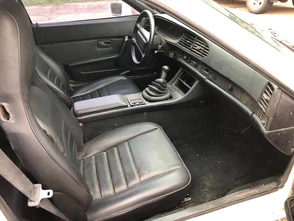 1987 Porsche 944 - Image 14 of 14