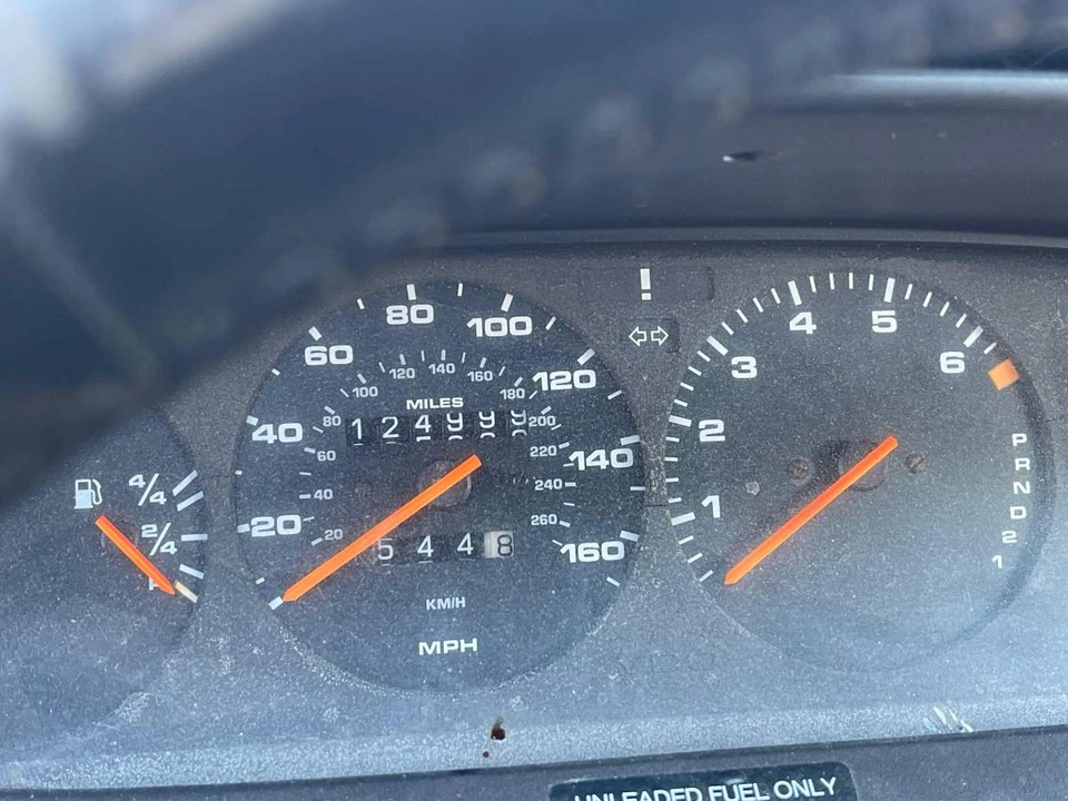 1987 Porsche 944 - Image 6 of 8