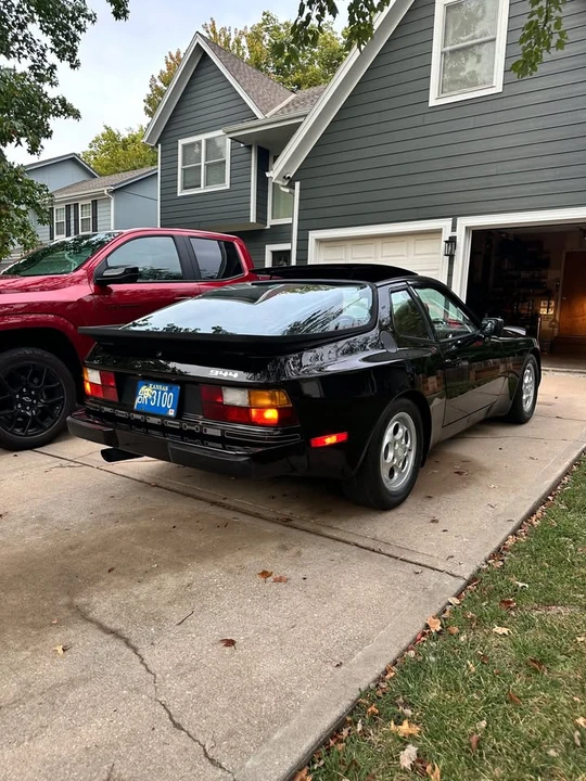 1987 Porsche 944 S - Image 2 of 8